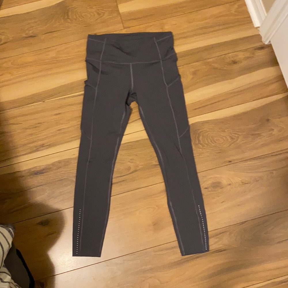 Lululemon fast and free grey legging. Inseam 25”
